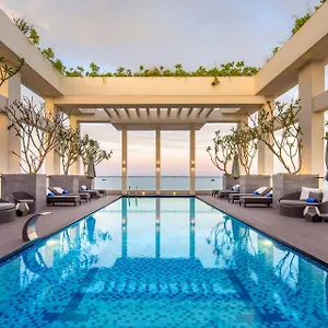 4* Hotel Paris Deli Danang