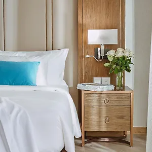coastal-panorama-oceanfront-suites.nhatrangbesthotels.com/